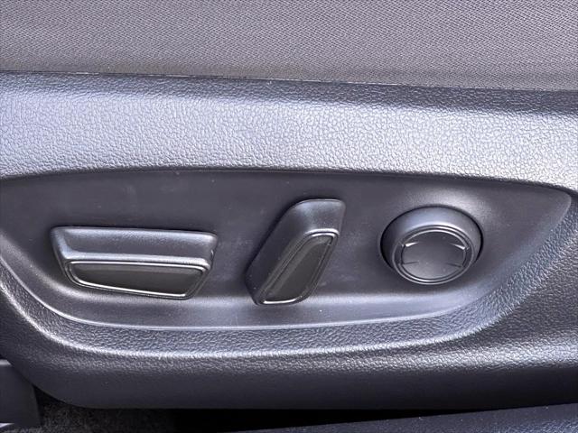 2023 Toyota Camry LE [13]