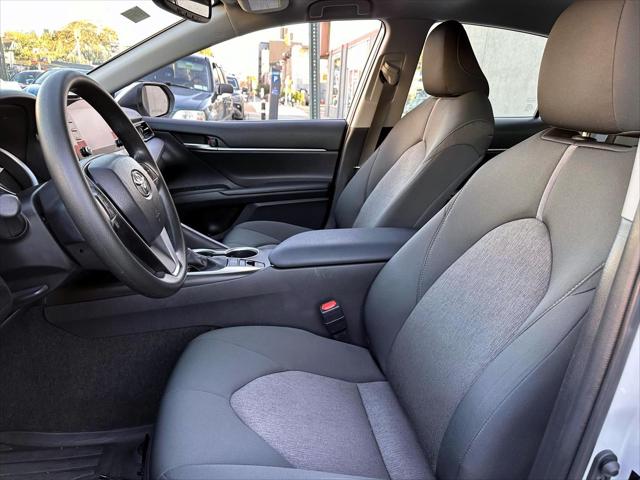 2023 Toyota Camry LE [14]