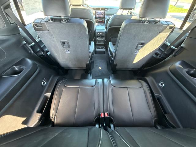 2025 Jeep Grand Cherokee L Limited 4x4