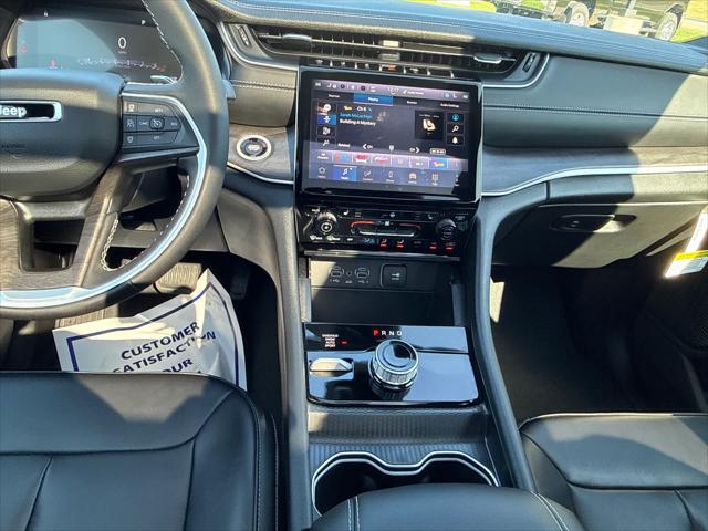 2025 Jeep Grand Cherokee L Limited 4x4