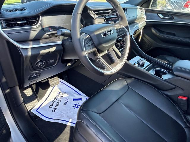 2025 Jeep Grand Cherokee L Limited 4x4
