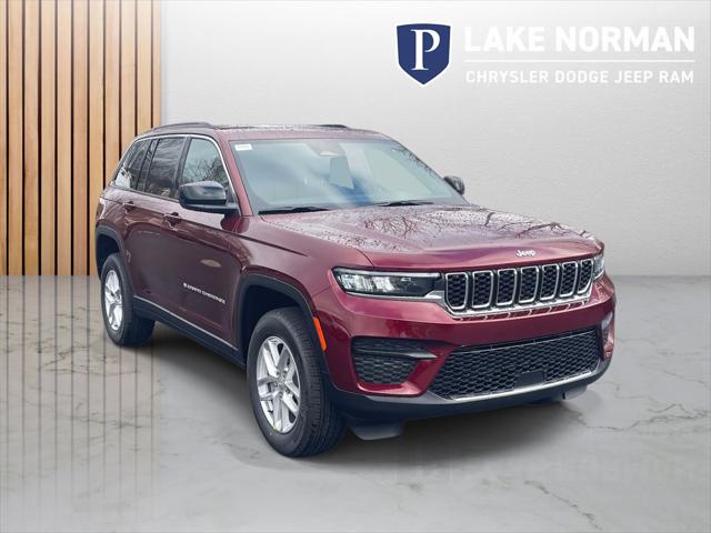2025 Jeep Grand Cherokee GRAND CHEROKEE LAREDO X 4X2