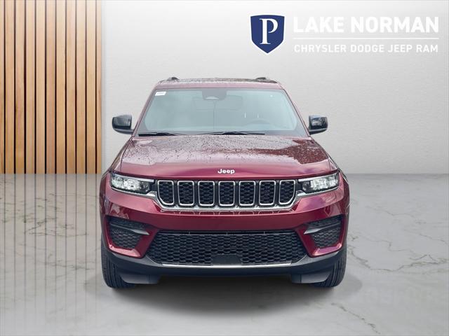2025 Jeep Grand Cherokee GRAND CHEROKEE LAREDO X 4X2