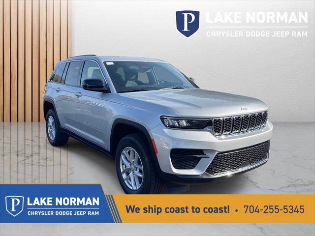 2025 Jeep Grand Cherokee GRAND CHEROKEE LAREDO X 4X2