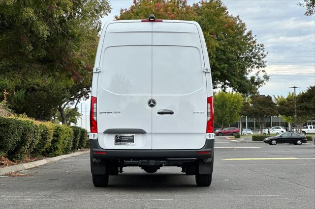 2026 Mercedes-Benz Sprinter Cargo Van Unknown