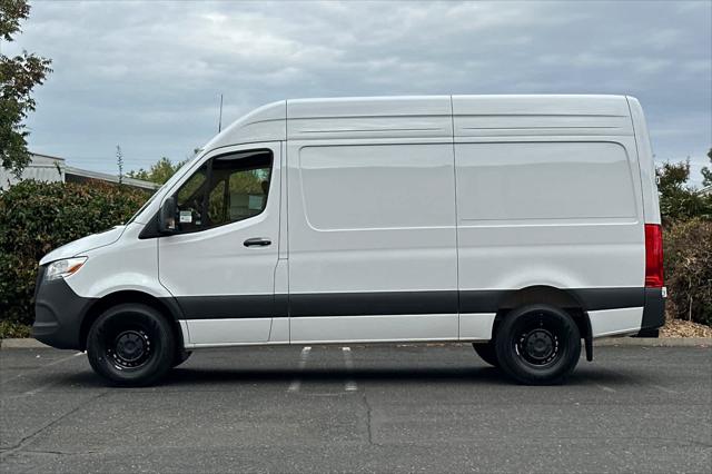 2026 Mercedes-Benz Sprinter Cargo Van Unknown