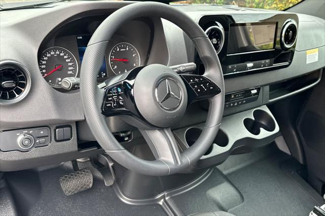 2026 Mercedes-Benz Sprinter Cargo Van Unknown