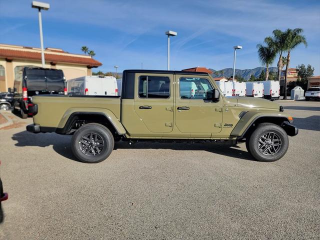 2026 Jeep Gladiator GLADIATOR SPORT S 4X4