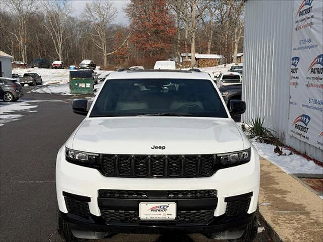 2025 Jeep Grand Cherokee GRAND CHEROKEE L ALTITUDE X 4X4 2025 Jeep Grand Cherokee GRAND CHEROKEE L ALTITUDE X 4X4