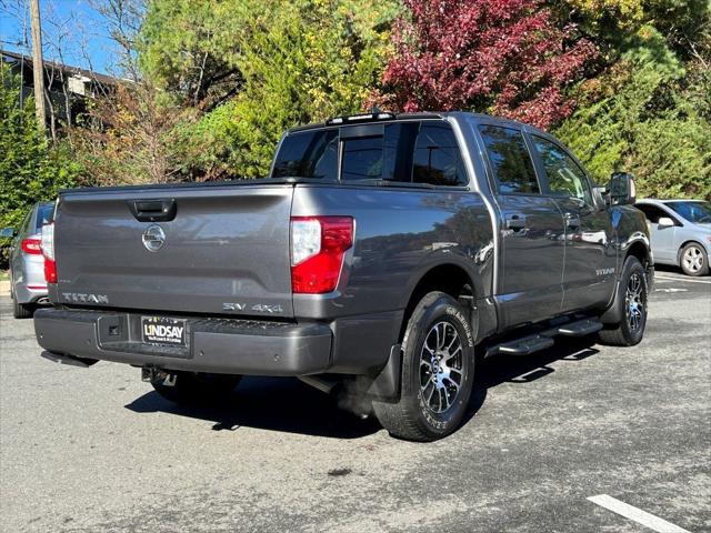 2022 Nissan TITAN Crew Cab SV 4x4 2022 Nissan TITAN Crew Cab SV 4x4