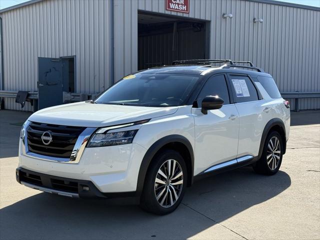 2022 Nissan Pathfinder Platinum 4WD 2022 Nissan Pathfinder Platinum 4WD