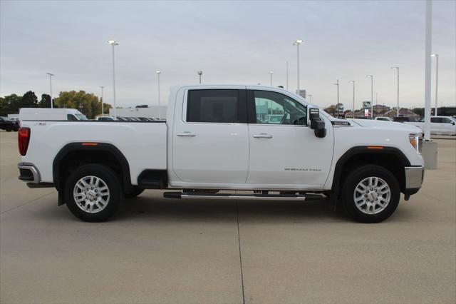 2022 GMC Sierra 2500HD 4WD Crew Cab Standard Bed SLT 2022 GMC Sierra 2500HD 4WD Crew Cab Standard Bed SLT