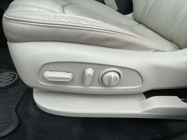 2018 Buick Enclave Essence 2018 Buick Enclave Essence