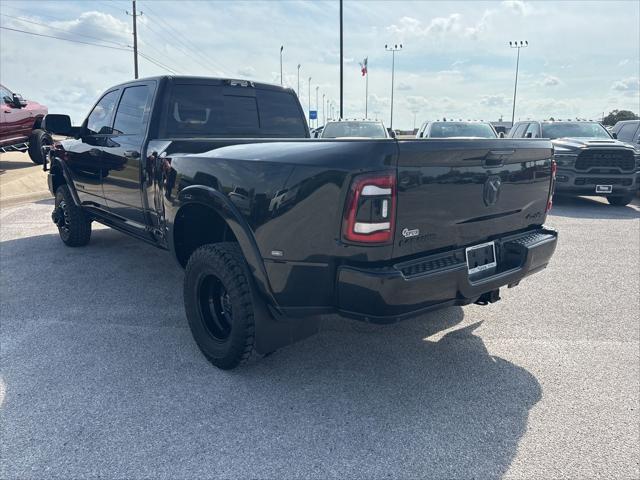 2022 RAM 3500 Laramie Crew Cab 4x4 8 Box 2022 RAM 3500 Laramie Crew Cab 4x4 8 Box