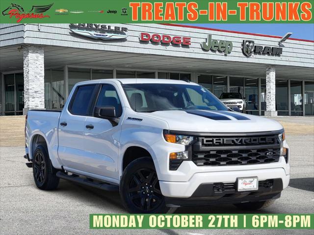 2023 Chevrolet Silverado 1500 2WD Crew Cab Short Bed Custom