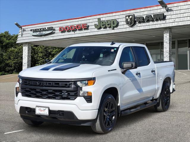 2023 Chevrolet Silverado 1500 2WD Crew Cab Short Bed Custom