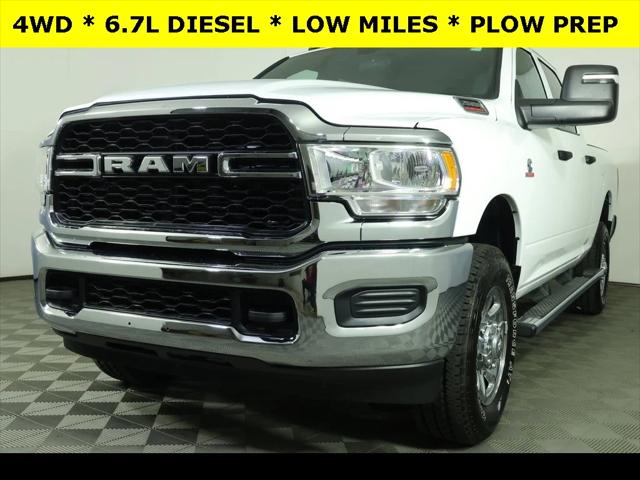 2024 RAM 2500 Tradesman Crew Cab 4x4 64 Box