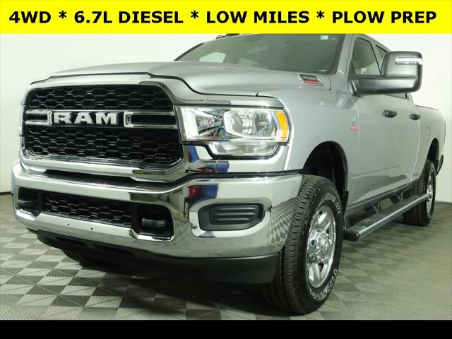 2024 RAM 2500 Tradesman Crew Cab 4x4 64 Box 2024 RAM 2500 Tradesman Crew Cab 4x4 64 Box