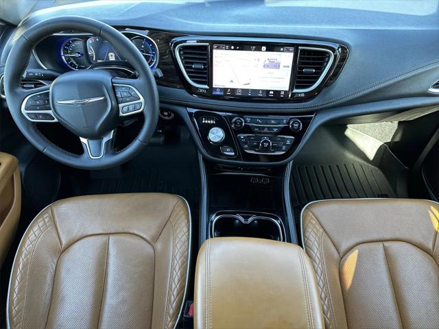 2022 Chrysler Pacifica Hybrid Pinnacle 2022 Chrysler Pacifica Hybrid Pinnacle