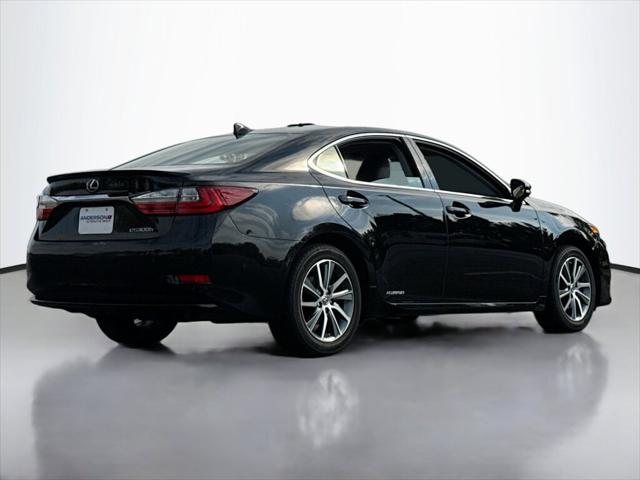 2018 Lexus ES 300h ES 300h 2018 Lexus ES 300h ES 300h