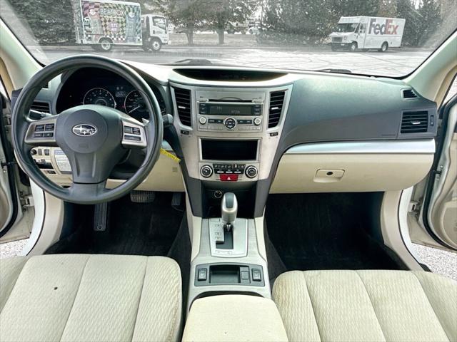 2012 Subaru Outback 2.5i 2012 Subaru Outback 2.5i