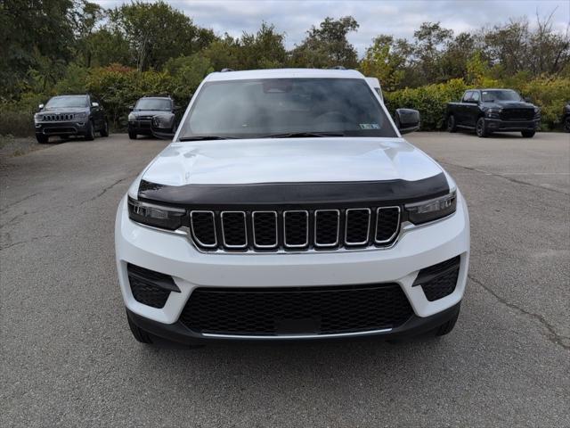 2025 Jeep Grand Cherokee Laredo X 4x4