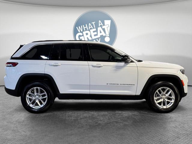 2025 Jeep Grand Cherokee Laredo X 4x4 2025 Jeep Grand Cherokee Laredo X 4x4