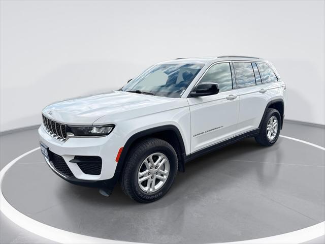 2025 Jeep Grand Cherokee Laredo 4x2