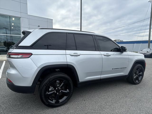 2023 Jeep Grand Cherokee Altitude 4x2