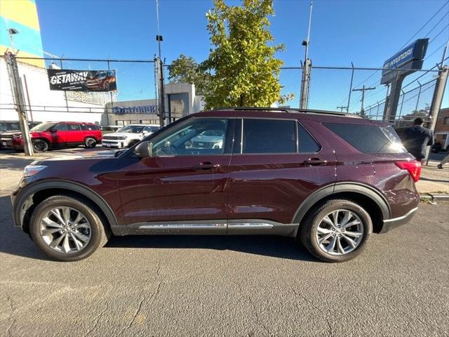 2022 Ford Explorer XLT 2022 Ford Explorer XLT