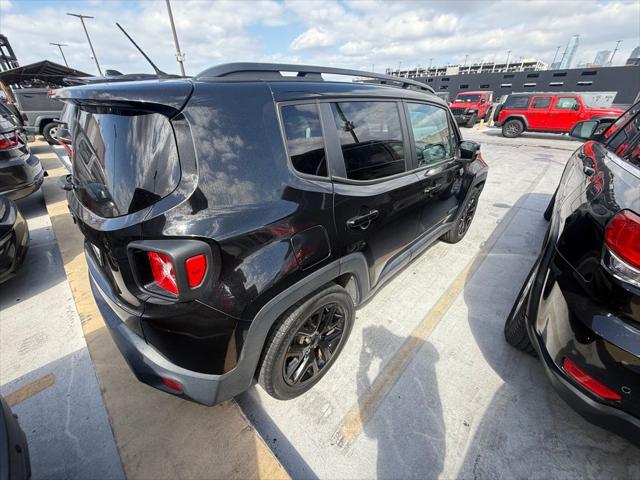 2017 Jeep Renegade Altitude FWD