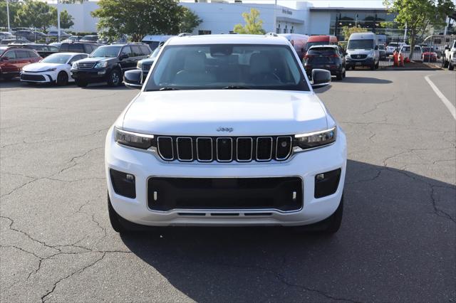 2023 Jeep Grand Cherokee Overland 4x2