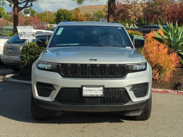 2024 Jeep Grand Cherokee Altitude 4x2 2024 Jeep Grand Cherokee Altitude 4x2