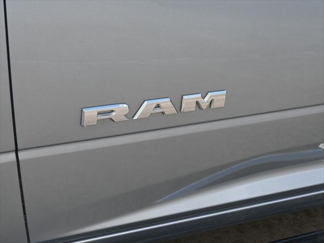 2021 RAM 3500 Tradesman Crew Cab 4x4 8 Box 2021 RAM 3500 Tradesman Crew Cab 4x4 8 Box