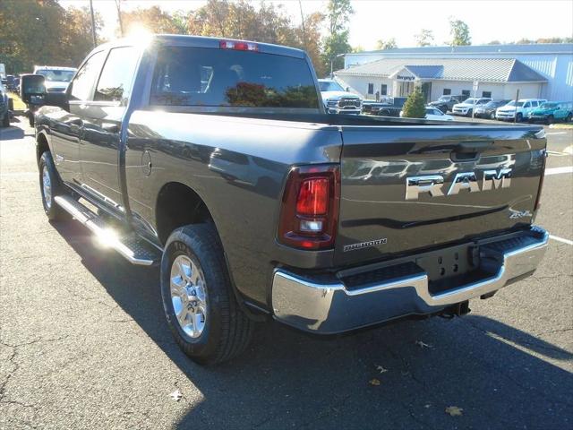 2025 RAM 2500 Big Horn Crew Cab 4x4 64 Box