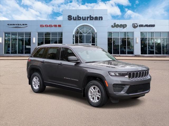 2023 Jeep Grand Cherokee Laredo 4x4 2023 Jeep Grand Cherokee Laredo 4x4