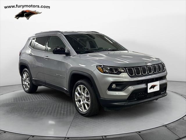 2024 Jeep Compass Latitude Lux FWD 2024 Jeep Compass Latitude Lux FWD
