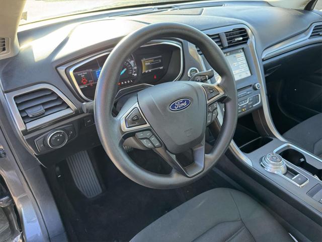 2017 Ford Fusion SE 2017 Ford Fusion SE