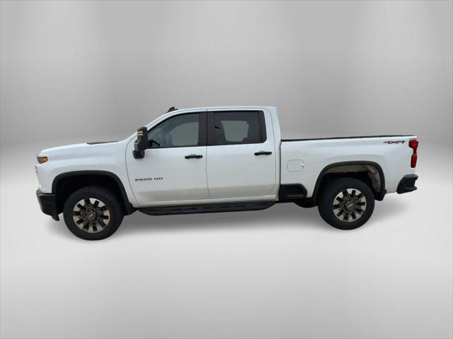 2021 Chevrolet Silverado 2500HD 4WD Crew Cab Standard Bed Custom