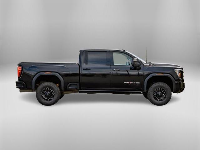 2024 GMC Sierra 2500HD 4WD Crew Cab Standard Bed AT4X