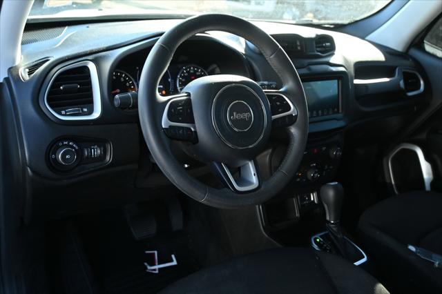 2018 Jeep Renegade Latitude FWD