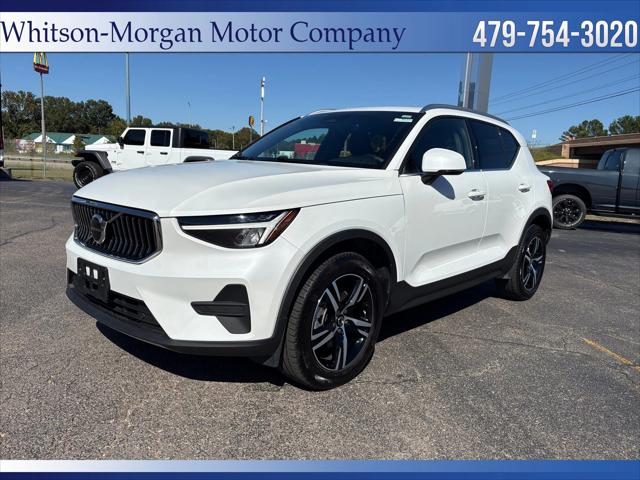 2024 Volvo XC40 B5 Core 2024 Volvo XC40 B5 Core