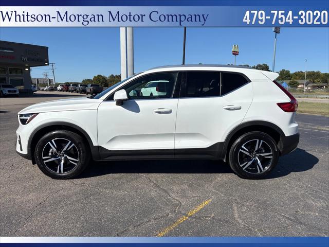 2024 Volvo XC40 B5 Core 2024 Volvo XC40 B5 Core