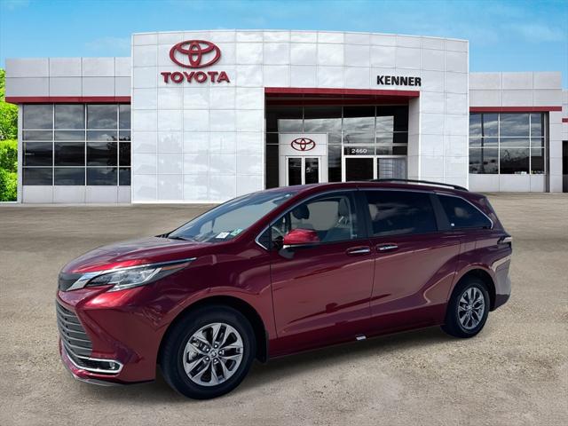 2023 Toyota Sienna XLE