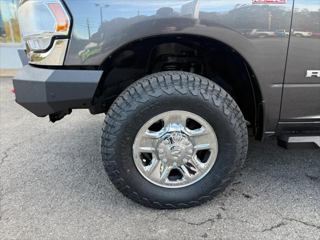 2022 RAM 2500 Tradesman Crew Cab 4x4 64 Box 2022 RAM 2500 Tradesman Crew Cab 4x4 64 Box