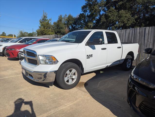 2023 RAM 1500 Classic SLT Crew Cab 4x4 57 Box 2023 RAM 1500 Classic SLT Crew Cab 4x4 57 Box