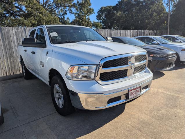2023 RAM 1500 Classic SLT Crew Cab 4x4 57 Box 2023 RAM 1500 Classic SLT Crew Cab 4x4 57 Box