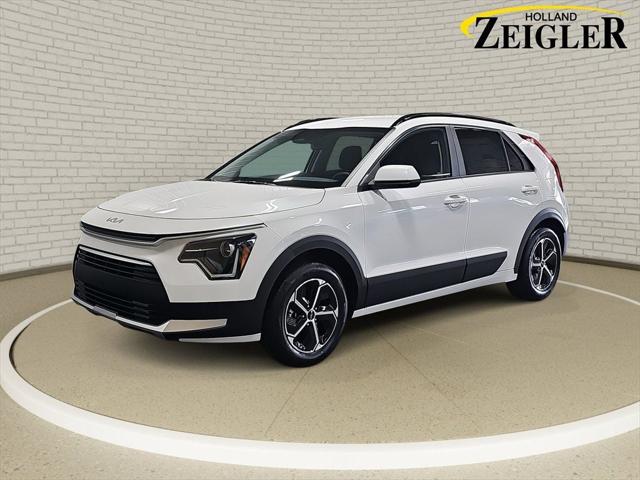 2024 Kia Niro LX 2024 Kia Niro LX