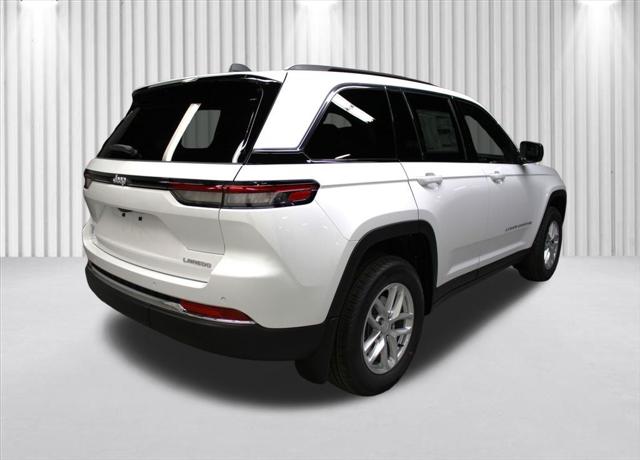 2025 Jeep Grand Cherokee GRAND CHEROKEE LAREDO X 4X4 2025 Jeep Grand Cherokee GRAND CHEROKEE LAREDO X 4X4