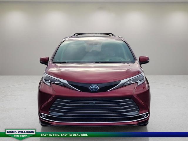 2021 Toyota Sienna Platinum 2021 Toyota Sienna Platinum